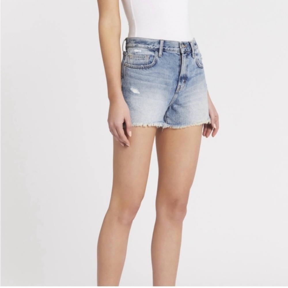 NWT Current/Elliott Boyfriend Med Wash Destressed Shorts 27